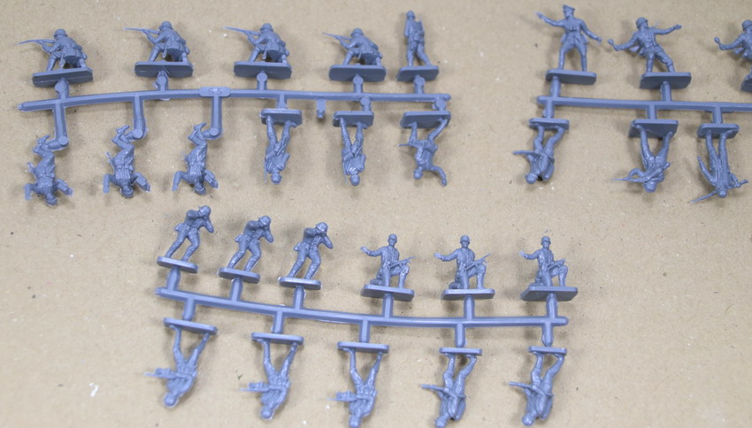 Modeling figures German infantry, +45 units, 1/72 – 1/76, Airfix