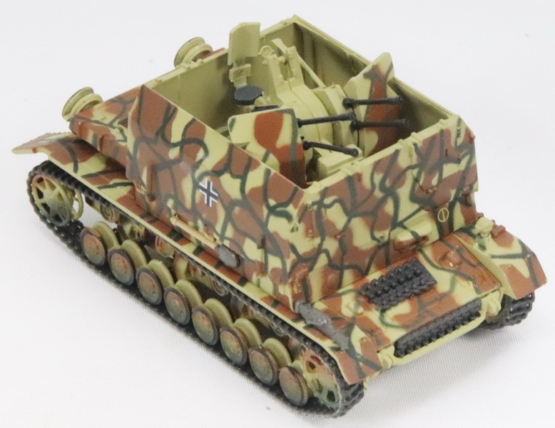 Modeling anti-aircraft vehicle Möbelwagen – Flakvierling, SdKfz 161/3, 1/72, Altaya, assembled and painted