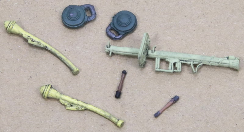 Modeling accesories anti-tank weapons, German ¿1/35 – 1/32? Lot 7 units