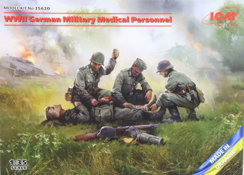 Modeling figures german military medical personnel, ref. 35620, 1/35, ICM