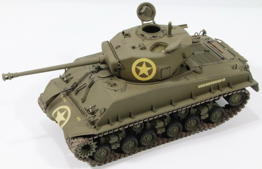 Modeling tank Sherman, 1/35, assembled and painted