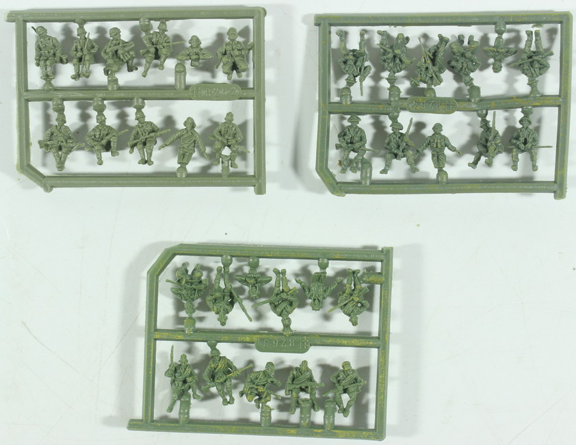 Modeling figures German – russian – british, 1/72