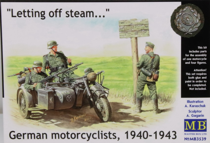 Modeling figures German motorcyclists, WWII, 1940-1943, WWII, ref. MB 3539, 1/35, Master Box