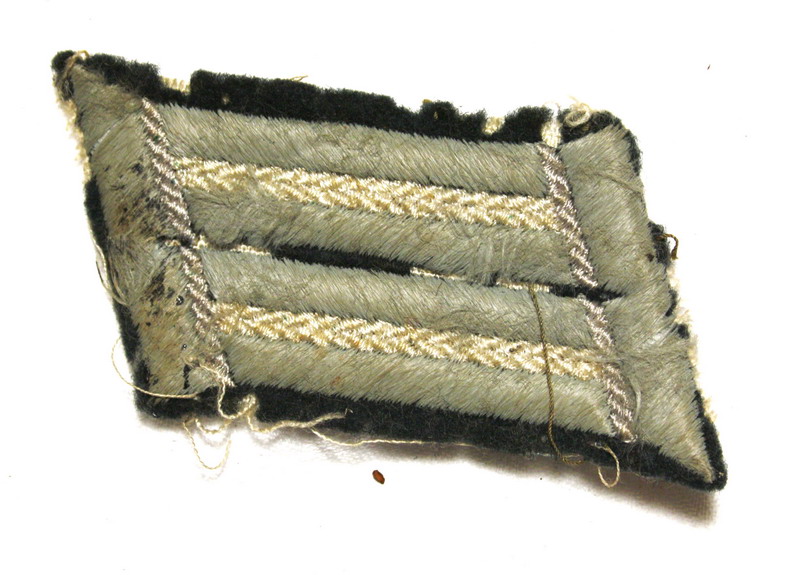 Insignias de cuello (Doppellitzen) de oficial de infantería para guerrera de servicio, original alemán 2 GM.