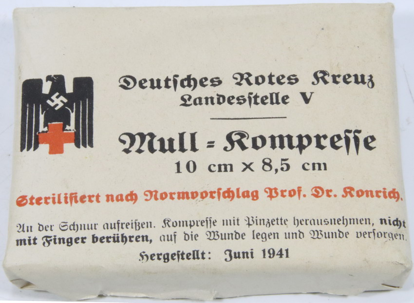 First aid kit: bandage pack, Mull krompreffe, German original World War II
