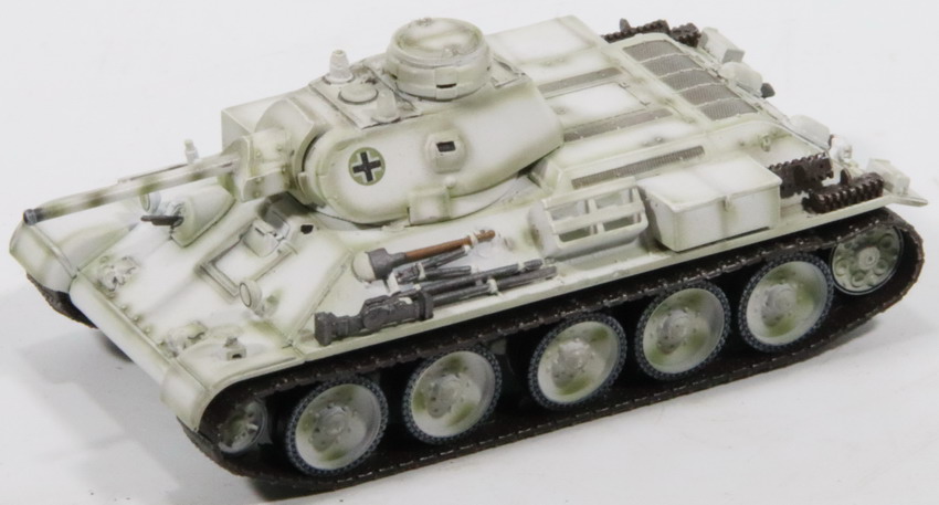 Modeling tank T-34/76 (r), 1/72, Dragón Armor, assembled and painted,