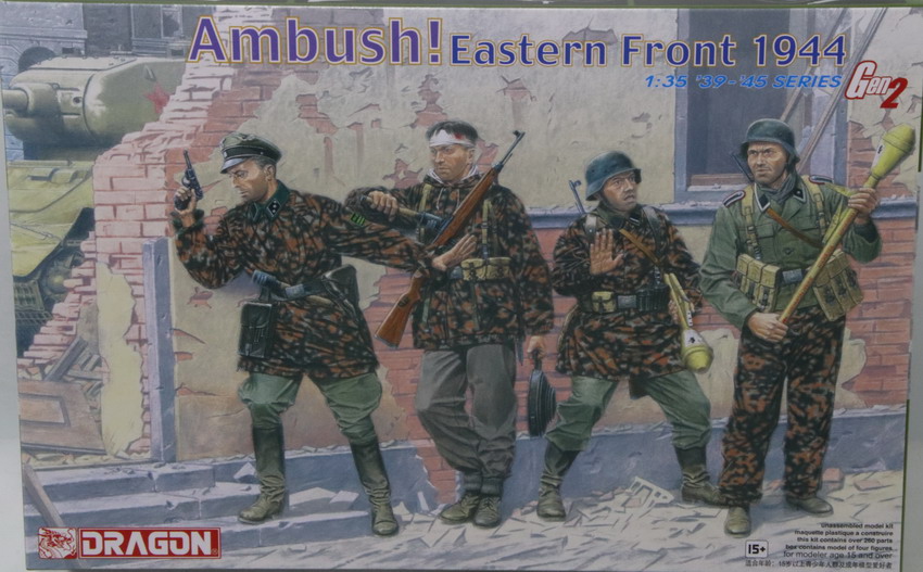 Modeling figures German, Waffen SS, Ambush Eastern Front 1944, ref. 6333, 1/35, Dragon