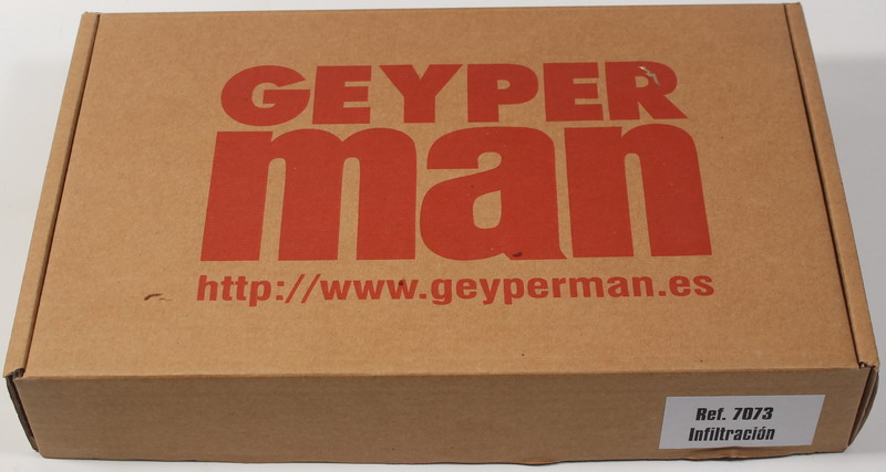 Accesorios Geyperman, caja de cartón, reedición, dimensiones 24,00 x 38,5 x 6 cms.